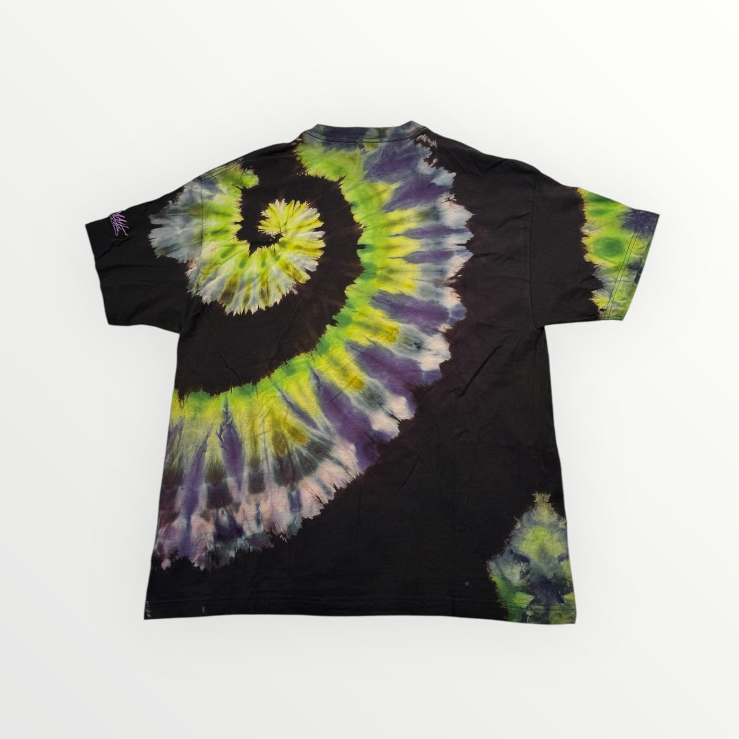 Nyraah Customs "Golden Ratio Swirl Reverse Tie-Dyed Ice-Dye T-Shirt" (Size X-Large)